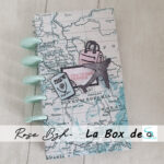 Tuto n°3 pour la Box de Mars 2022 par Rose Bzh: le Minialbum Traveler Notebook